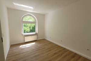 Stilvoll sanierte 3-Zimmer Wohnung mit Balkon & Einbauküche - provisionsfrei direkt vom Eigentümer