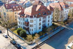 Großzügiges Wohnen in Jugendstilvilla unweit des Großen Gartens! – Krenkelstraße 21, 1309 Striesen-West, Dresden – Vorschaubild 2