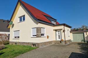 Kreuzau Obermaubach, ruhige Lage, freistehendes Einfamilienhaus mit großem Garten, Keller und Garage – Die vollständige Adresse der Immobilie erhältst du vom Anbieter., 52372 Kreuzau – Vorschaubild 8
