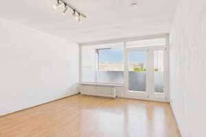 HEGERICH: Leerstehende 1-Zimmer-Wohnung mit Ost-Balkon direkt am Olympia-Einkaufszentrum – Die vollständige Adresse der Immobilie erhältst du vom Anbieter., 80993 Alt-Moosach, München – Vorschaubild 2