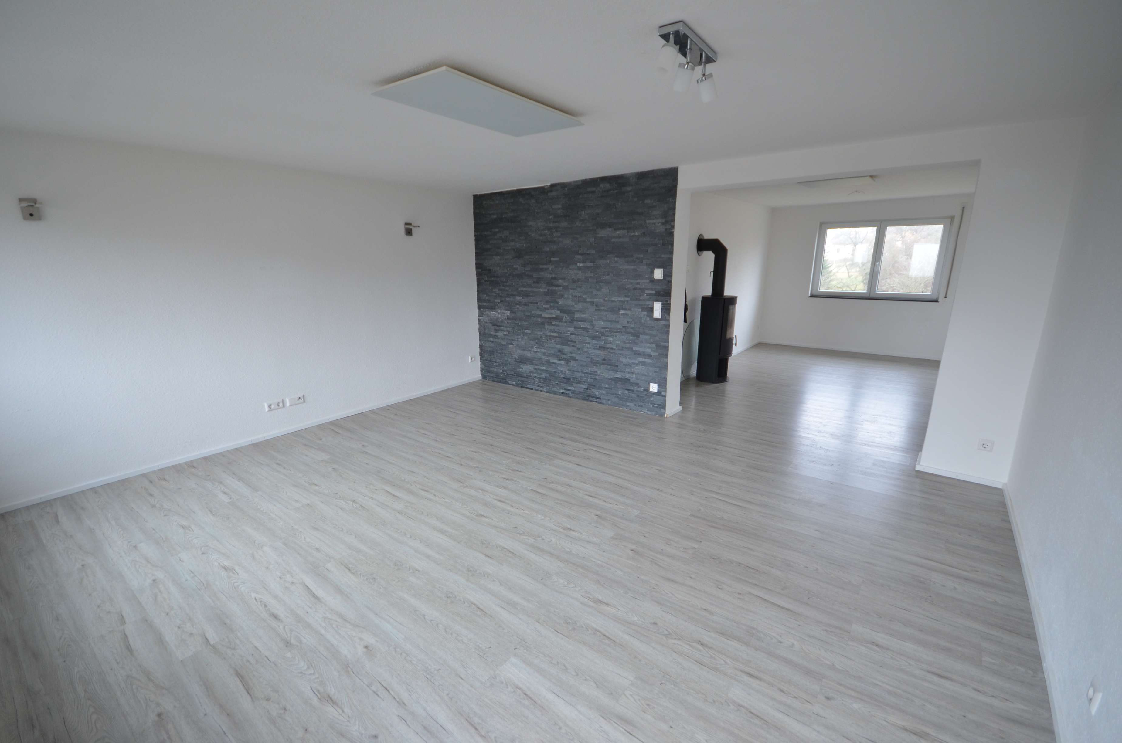 Immobilie in Spiegelberg - Freistehendes Mehrfamilienhaus mit 2 Garagen - Bild 7