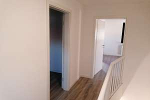 Familienidylle in Wadgassen: Stilvolles, renoviertes Haus mit großzügigem Garten und 2 Garagen. – Die vollständige Adresse der Immobilie erhältst du vom Anbieter., 66787 Wadgassen – Vorschaubild 2