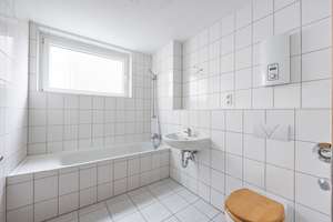 Attraktive-City-Wohnung an der Kunsthalle
- beste Infrastruktur – 40217 Unterbilk, Düsseldorf – Vorschaubild 7