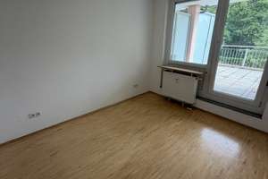 Charmante und ruhige Terrassenwohnung in Oberföhring – Lohengrinstraße 19, 81925 Oberföhring, München – Vorschaubild 10