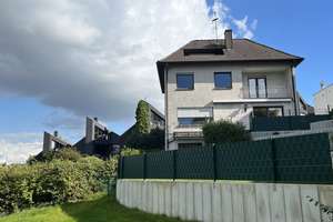 Großzügiges freist. Einfamilienh. mit Einliegerwohnung mit weitem Blick in die Natur von Volmarstein – Von-Behring-Str. 17, 58300 Wetter (Ruhr) – Vorschaubild 1