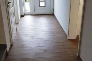 Energiespar-DHH KFW 55 mit EBK und Carport befristeter Mietvertrag bis 30.06.2028 – Die vollständige Adresse der Immobilie erhältst du vom Anbieter., 26135 Drielaker Moor, Oldenburg (Oldenburg) – Vorschaubild 2