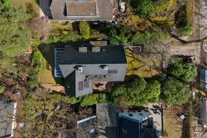 Großzügiges Einfamilienhaus, Garten & Wellnessbereich – viel Platz für die ganze Familie – Die vollständige Adresse der Immobilie erhältst du vom Anbieter., 22559 Rissen, Hamburg – Vorschaubild 25