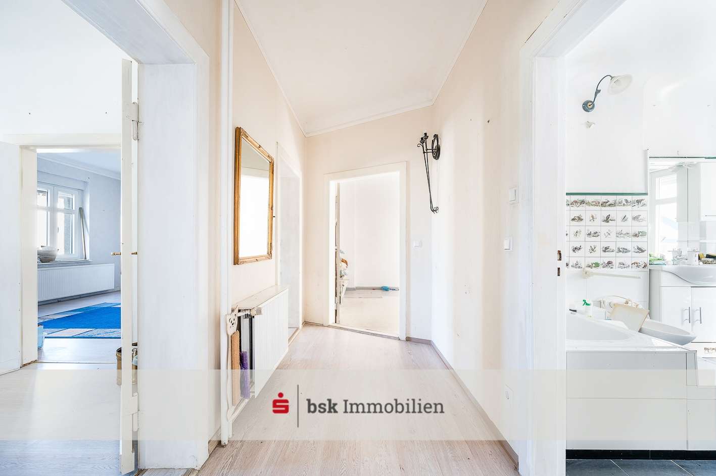 Großzügiges Einfamilienhaus mit Einliegerwohnung und Remise, Potsdam Mittelmark Kreis – Bild 3