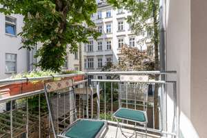 Schlesischer Busch - Helle, großzügige Altbauwohnung mit Balkon zwischen Oberbaumbrücke & Badeschiff – Die vollständige Adresse der Immobilie erhältst du vom Anbieter., 10997 Kreuzberg, Berlin – Vorschaubild 3