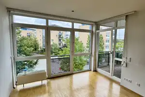 Ruhiges Wohnen mit Spreeblick und Nähe zur Köpenicker Altstadt – Am Krusenick 17, 12555 Berlin – Vorschaubild 1