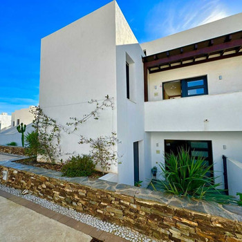 Exklusives Penthouse mit Panoramablick auf das Meer im Playa Macenas Beach Resort