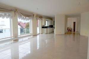 Luxury Penthouse with garage near Clay Casern – Die vollständige Adresse der Immobilie erhältst du vom Anbieter., 65205 Erbenheim, Wiesbaden – Vorschaubild 2