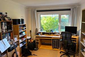 Property thumbnail 11