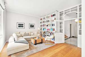 Exzellent sanierte Familien-Villa mit parkähnlichem Traumgarten