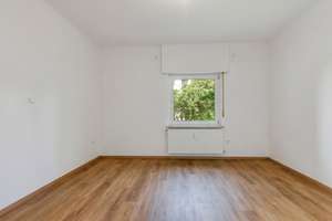 +++ Am Waldrand - Hochparterre-Etage im 2-FH mit Eigentümer - frisch renoviert - inkl. neuer EBK +++ – Mitterhoferstraße 14, 70435 Zuffenhausen-Am Stadtpark, Stuttgart – Vorschaubild 6