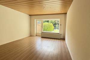 Reihenmittelhaus mit großem Potential auf Erbpachtgrundstück - Ihr neues Zuhause in Lübeck  – Die vollständige Adresse der Immobilie erhältst du vom Anbieter., 23556 Sankt Lorenz Nord, Lübeck – Vorschaubild 3