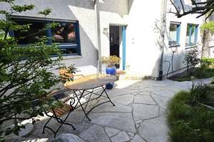 Riesen-Terrasse statt Garten: Perfektes Familienheim mit Balkon, Kachelofen, Doppelgarage, Carport.. – Die vollständige Adresse der Immobilie erhältst du vom Anbieter., 76356 Weingarten (Baden) – Vorschaubild 2
