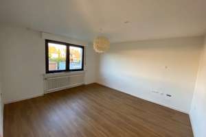 Modernisierte 4,5-Zimmer-Wohnung mit 2 Bädern, Balkon & Stellplatz in Bochum-Weitmar – Bergwerksstraße 7, 44795 Weitmar-Mark, Bochum – Vorschaubild 5