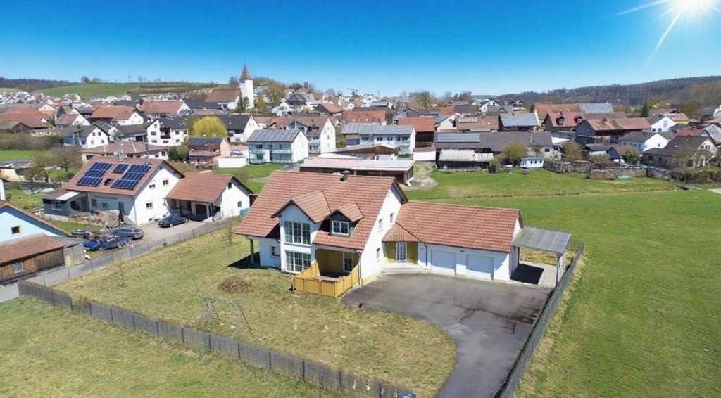 Immobilie in Teugn - Familienparadies mit viel Platz zum Durchatmen - Bild 2