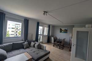 Nachmieter ab sofort gesucht: Helle 3-Raum-Wohnung mit Balkon & EBK in Bestensee! – Friedenstraße 4B, 15741 Bestensee – Vorschaubild 2