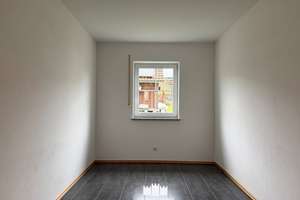 Freistehendes EFH mit Doppelgarage und Terrasse – Krautpoint 10 b, 94544 Hofkirchen – Vorschaubild 10