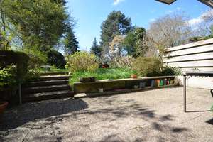Großzügige, helle  Garten- Wohnung | sep. Appartement | Privatgarten  | Einzelgarage – 40474 Lohausen, Düsseldorf – Vorschaubild 2