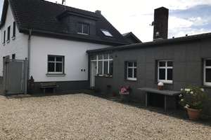 Geräumiges, günstiges 10-Raum-Haus mit gehobener Innenausstattung in Schwalmtal – Die vollständige Adresse der Immobilie erhältst du vom Anbieter., 41366 Schwalmtal – Vorschaubild 27