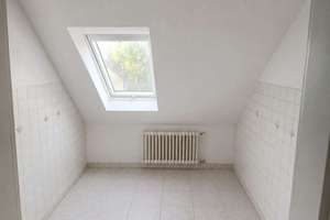 Helle 3-Zimmer-Dachgeschosswohnung in Nürnberg-Reichelsdorf – Die vollständige Adresse der Immobilie erhältst du vom Anbieter., 90453 Katzwang, Reichelsdorf Ost, Reichelsdorfer Keller, Nürnberg – Vorschaubild 6