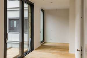 Sixty2 | Modernes Studio mit Balkon in Berlin-Mitte – 10179 Mitte (Ortsteil), Berlin – Vorschaubild 6