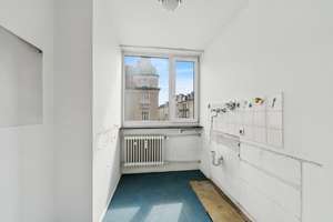 Klassische 2-Zi.-Whg. in Schwabing mit Balkon, Aufzug und bereit zur Modernisierung – Die vollständige Adresse der Immobilie erhältst du vom Anbieter., 80796 Neuschwabing, München – Vorschaubild 10
