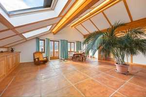 Luxuriöse Villa im Alpenstil mit großem, repräsentativem Anwesen in Top-Lage – Rosenheim (Kreis) – Vorschaubild 8