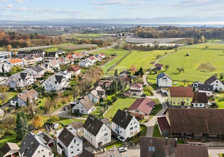 RESERVIERT | Wohnhaus in toller Lage von Friedrichshafen / Schnetzenhausen