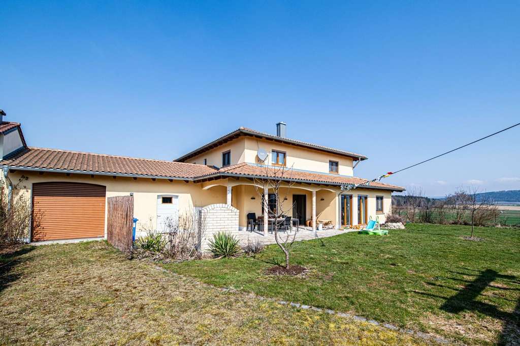 Immobilie in Schönthal - Mediterraner Wohntraum auf großzügigem Grundstück - Bild 2