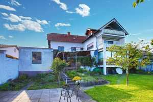 Zweifamilienhaus - Traumgarten (Teilungsmögl in DreiFamHaus)* 3 Stellpl. 1 Garage* Balkon* Leeheim – Groß-Gerau (Kreis) – Vorschaubild 1