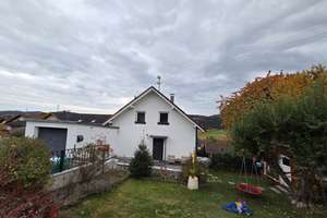 Modernisiertes Einfamilienhaus mit großem Garten, Terrasse & Garage – Die vollständige Adresse der Immobilie erhältst du vom Anbieter., 94513 Schönberg – Vorschaubild 8