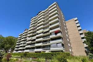 Vollständig renovierte 4-Zimmer-Wohnung im 3. OG mit 2 Balkonen und Garage in Köln-Weiden – Lübecker Str. 13, 50858 Weiden, Köln – Vorschaubild 27
