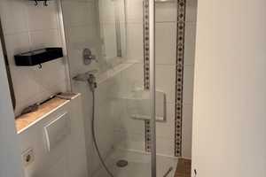 Stilvolle, lichtdurchflutete 4-Zimmer-Wohnung mit Balkon in München – München – Vorschaubild 7