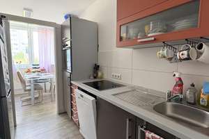 3-Zimmer-Wohnung mit Einbauküche, saniertem Wannenbad und Vinylboden in Braunschweig! – Emsstraße 14, 38120 Weststadt, Braunschweig – Vorschaubild 3