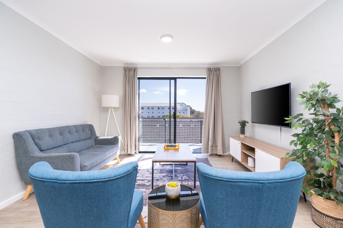 M. 312 Eaton Square-5