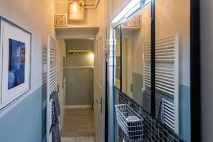 Stilvolle Möblierte 2-Zimmer-Wohnung mit gehobener Innenausstattung in Stuttgart – Böheimstraße 10B, 70178 Karlshöhe, Stuttgart – Vorschaubild 11