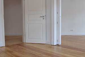 Helle geräumige Altbauwohnung in St. Georg – Die vollständige Adresse der Immobilie erhältst du vom Anbieter., 20099 St. Georg, Hamburg – Vorschaubild 2