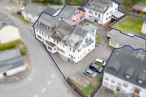 // Gebäudekomplex in Riveris // drei Häuser - viel Potential – Die vollständige Adresse der Immobilie erhältst du vom Anbieter., 54317 Riveris – Vorschaubild 1