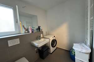 neuwertige 4-Zi.-Familienwohnung mit 2 Bädern, Loggia und Balkon * Baujahr 2024  * 91 m² – Hofmannstr. 33a, 81379 Obersendling, München – Vorschaubild 12