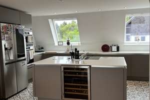 4 Zimmer Maisonette Wohnung in Wiesbaden Nordost mit Blick über die Stadt – Die vollständige Adresse der Immobilie erhältst du vom Anbieter., 65193 Nordost, Wiesbaden – Vorschaubild 2