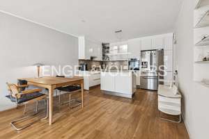 Moderne 2- Zimmer- Wohnung mit Balkon mitten  im Belgischen Viertel
