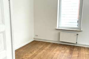 Charmantes Wohnhaus mit vermieteter Einliegerwohnung, gut gelegen in Schwabstedt. Investor-geeignet. – Die vollständige Adresse der Immobilie erhältst du vom Anbieter., 25876 Schwabstedt – Vorschaubild 5