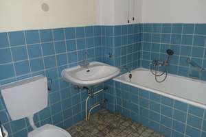 3 Zimmer Wohnung im 3. OG mit Balkon in Köln-Heimersdorf, provisionsfrei – Palmenweg 9, 50767 Heimersdorf, Köln – Vorschaubild 10