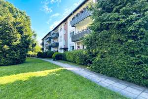 Schöne Eigentumswohnung mit West-Loggia in attraktiver Wohnlage von Bielefeld-Stieghorst – Die vollständige Adresse der Immobilie erhältst du vom Anbieter., 33605 Stieghorst, Bielefeld – Vorschaubild 2