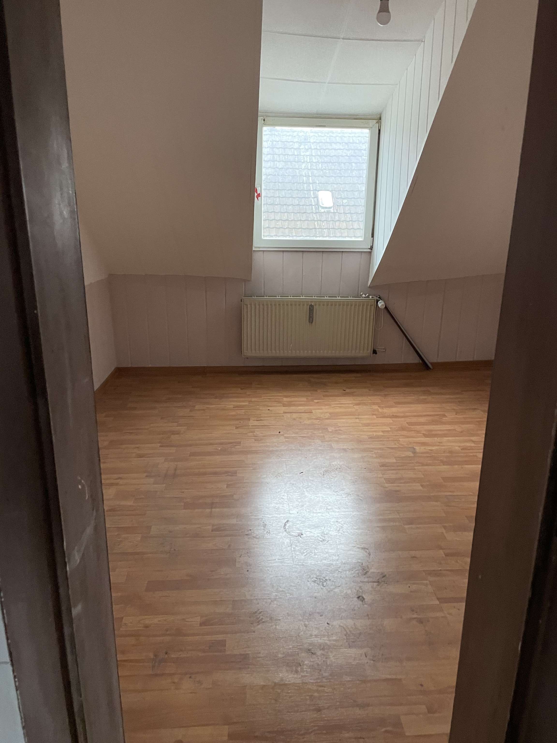 Immobilie in Frechen - Frechen- zentrale Lage -Mehrfamilienhaus mit 3 Einheiten - Bild 1