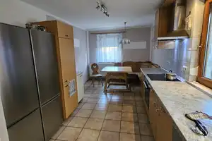 Geräumiges, günstiges und gepflegtes 6-Raum-Einfamilienhaus in Gaukönigshofen – Zehnthofstraße 8, 97253 Würzburg (Kreis) – Vorschaubild 9